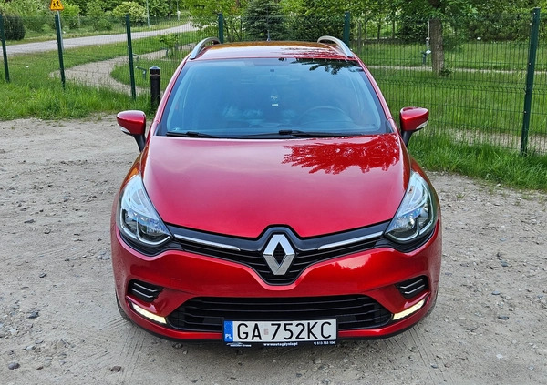 Renault Clio cena 37700 przebieg: 137000, rok produkcji 2017 z Gdynia małe 781